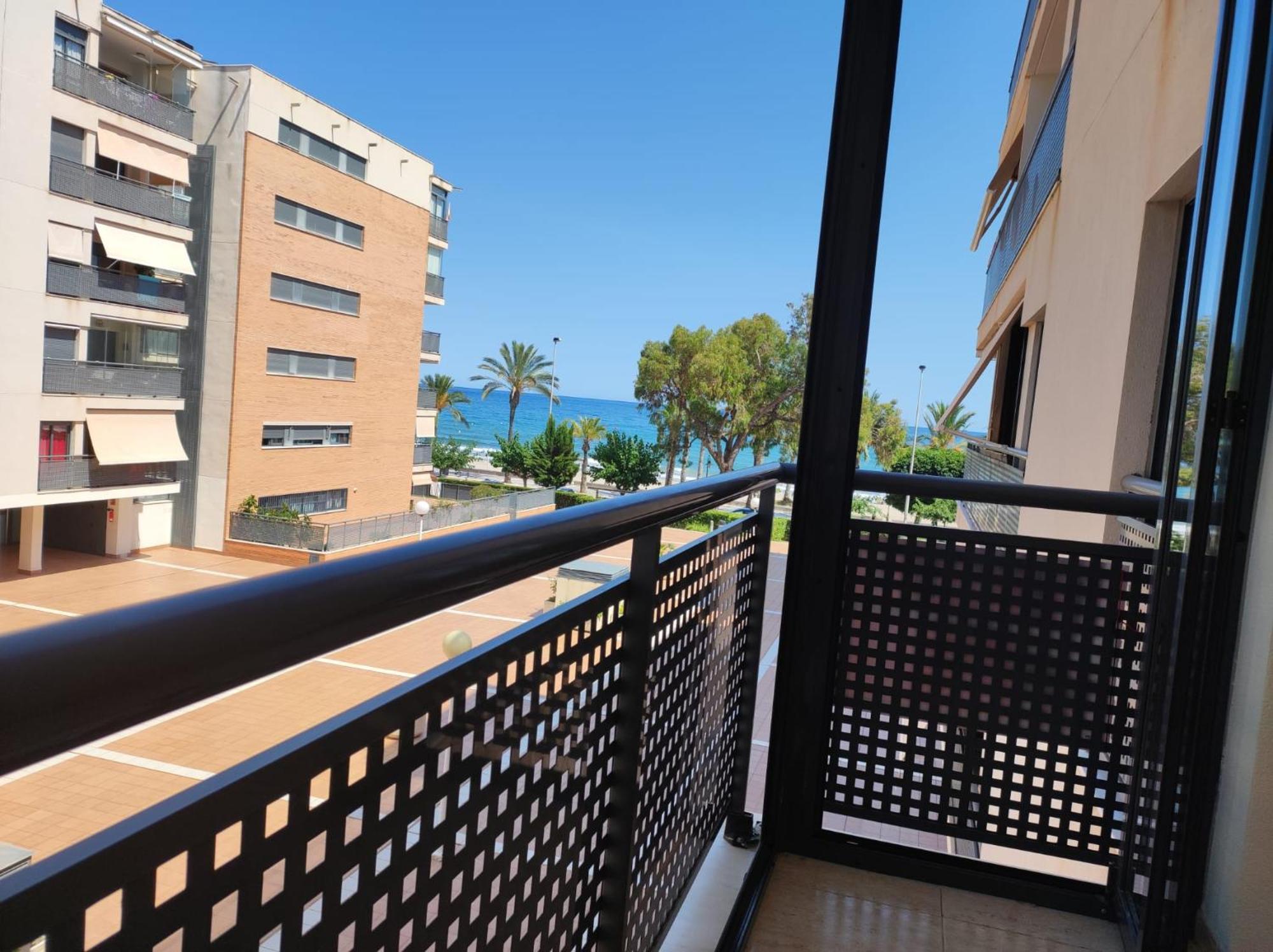 Precioso Apartamento Con Vistas Al Mar Benicassim Luaran gambar